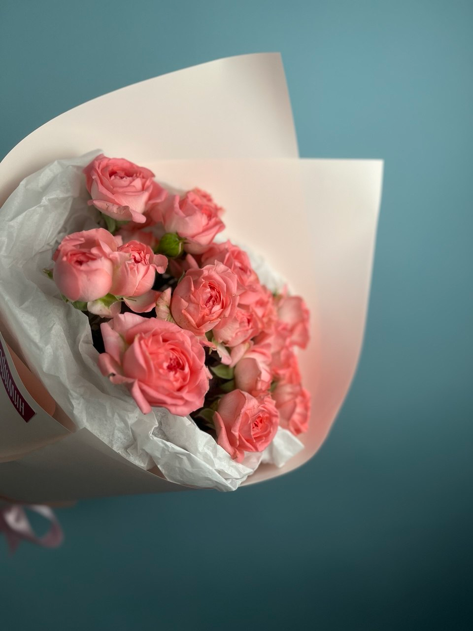 Букет и кустовой розы Фемке (S)