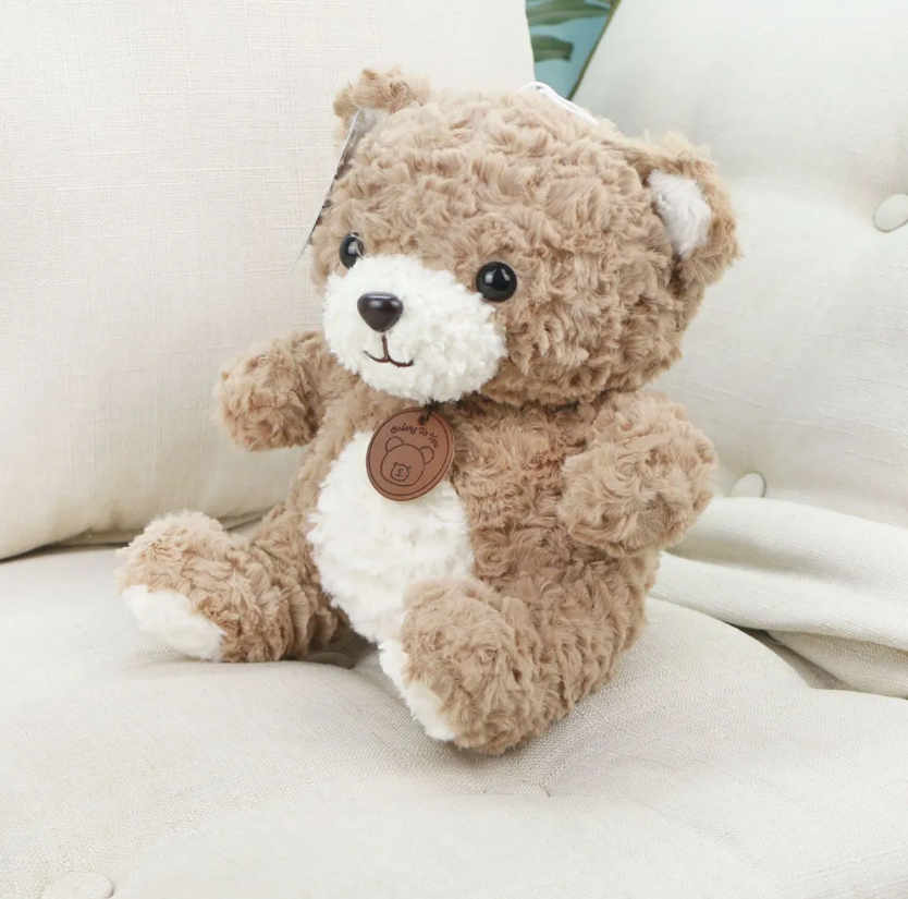 Медведь Илья с кулоном, 30 см (Коричневый)