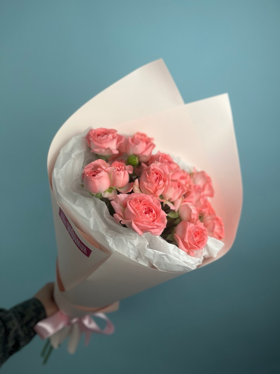 Букет и кустовой розы Фемке (S)