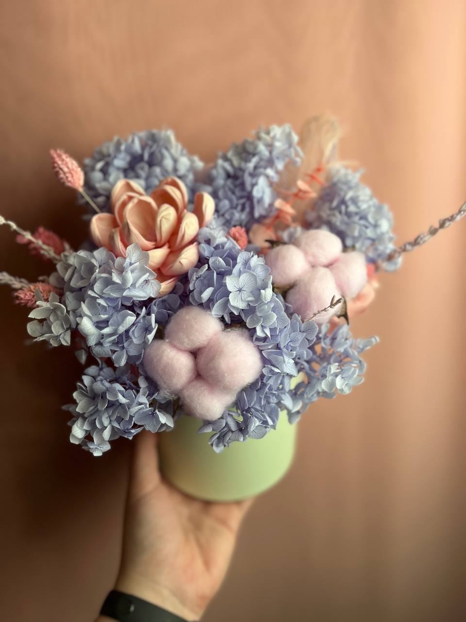 Нежное прикосновение