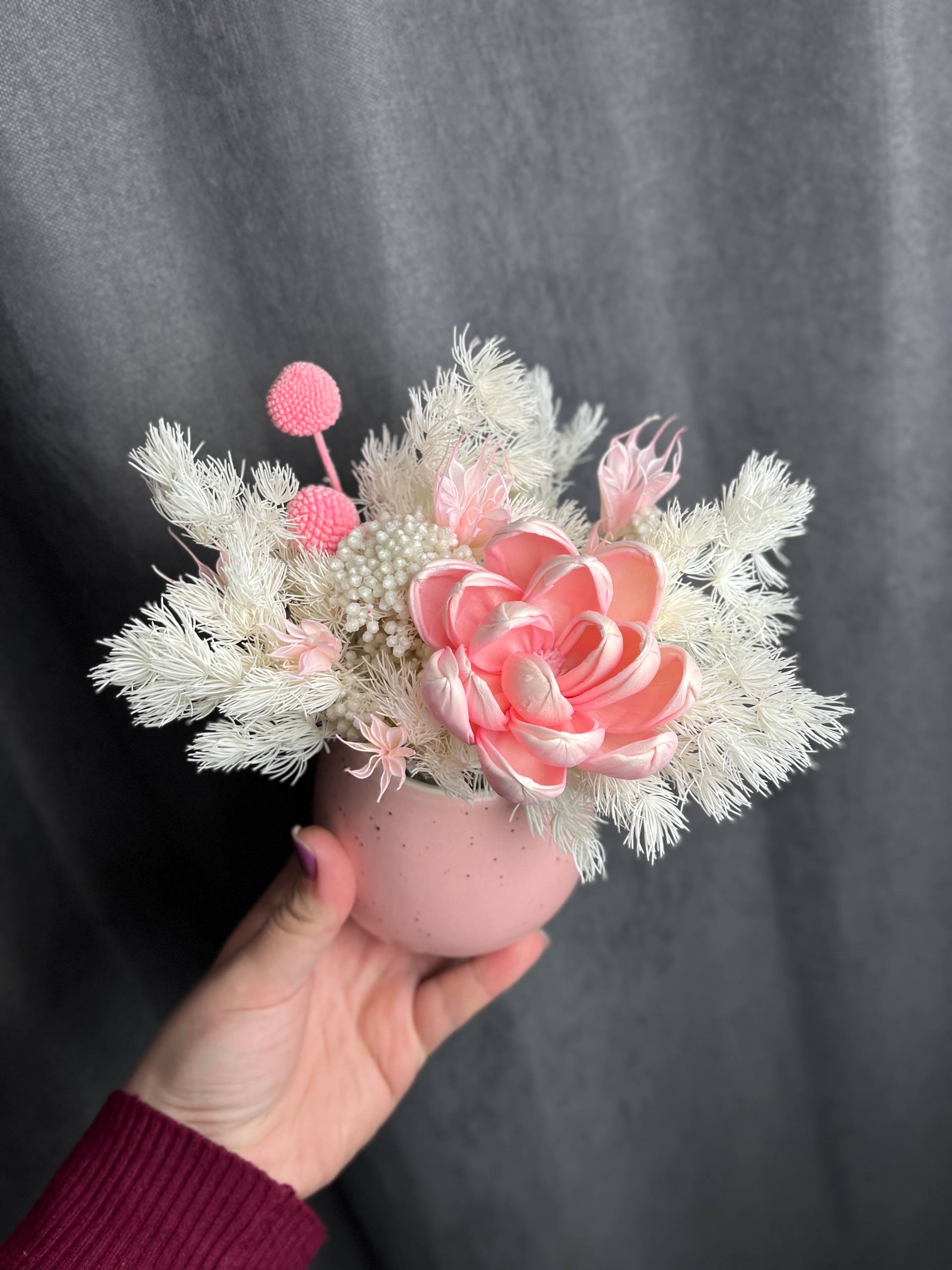 Нежность в руках